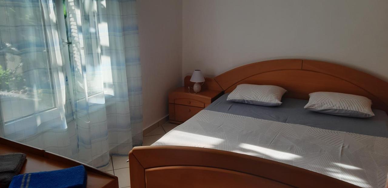 Alexandros Cosy House For Family Vacation Chrissi Akti Chania Exterior foto