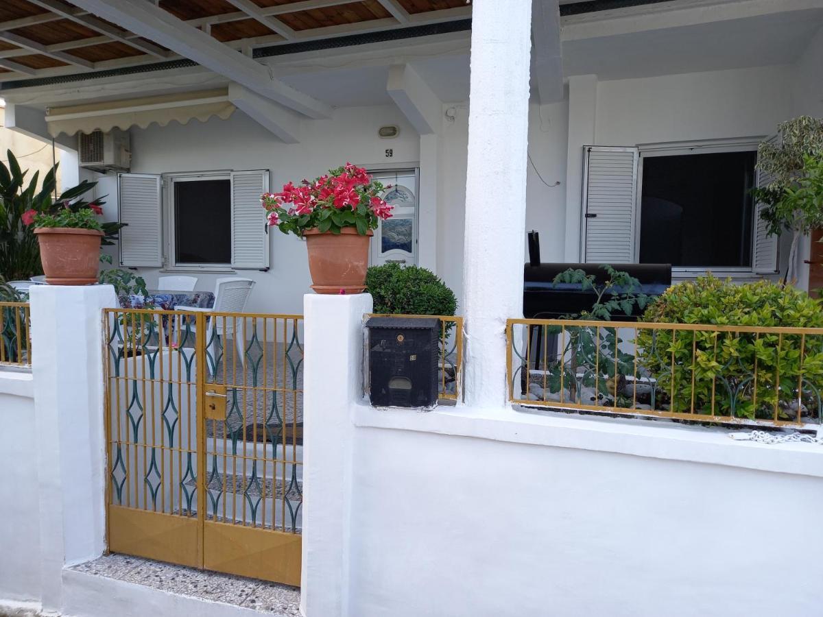 Alexandros Cosy House For Family Vacation Chrissi Akti Chania Exterior foto