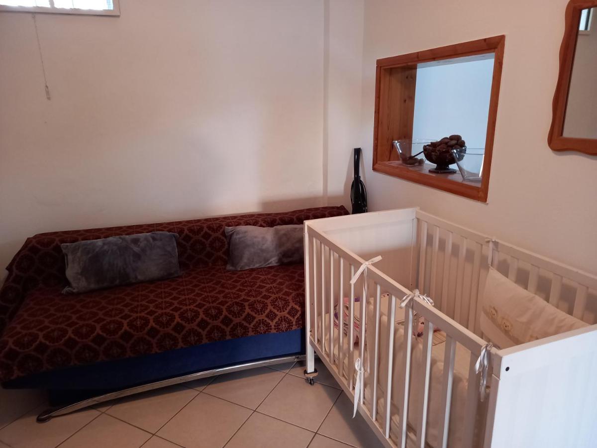 Alexandros Cosy House For Family Vacation Chrissi Akti Chania Exterior foto
