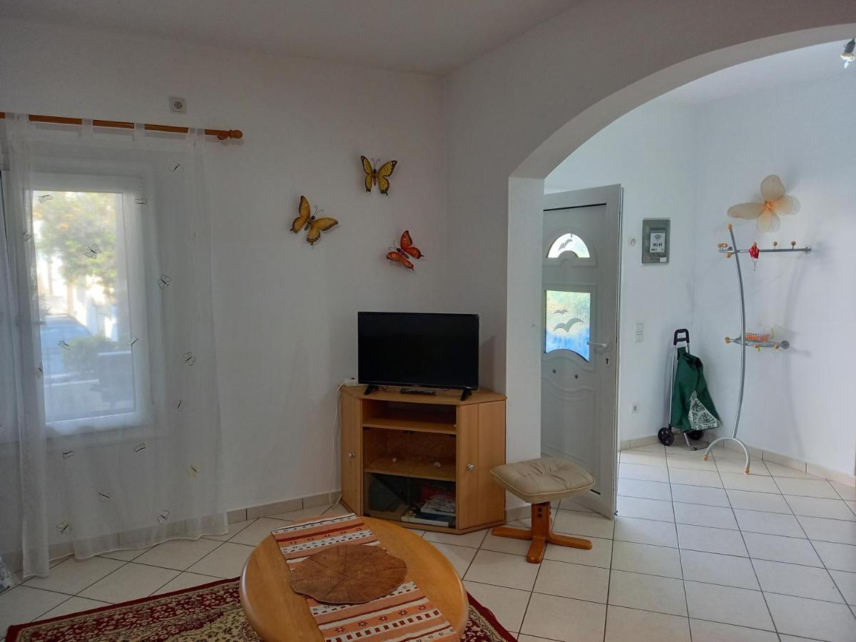 Alexandros Cosy House For Family Vacation Chrissi Akti Chania Exterior foto